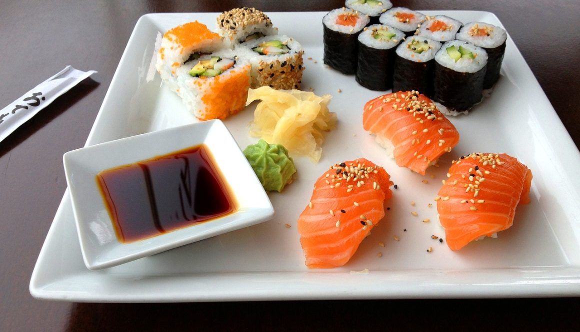 sushi sashimi meal restaurant 599721
