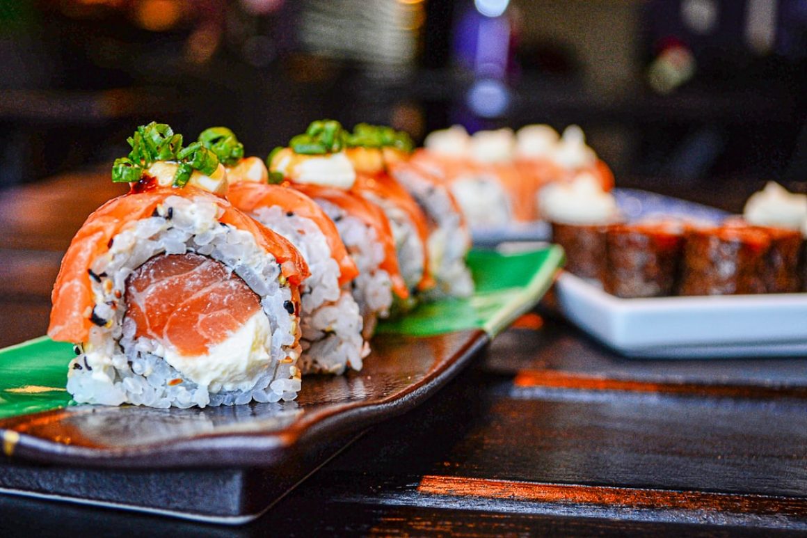 Photo Sushi jako danie dla smakoszy: ekskluzywne składniki i nowatorskie kompozycje